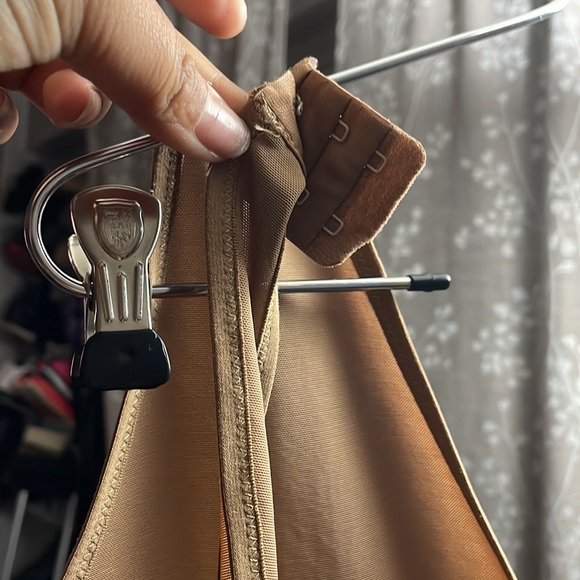 NWOT BELLA BODY SHAPER - Picture 4 of 7